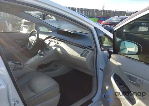 2013 Toyota Prius Five from USA, damaged, VIN JTDKN3DUXD5570203